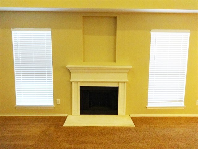 Building Photo - 1600 Loveland Drive