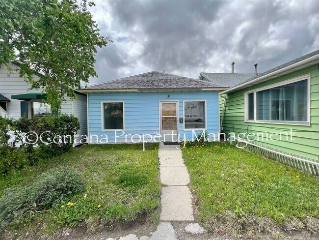 Foto del edificio - Quaint 2 bedroom home in Anaconda!