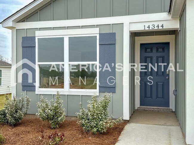 Building Photo - Modern 4 Bed, 2 Bath New Construction Home...