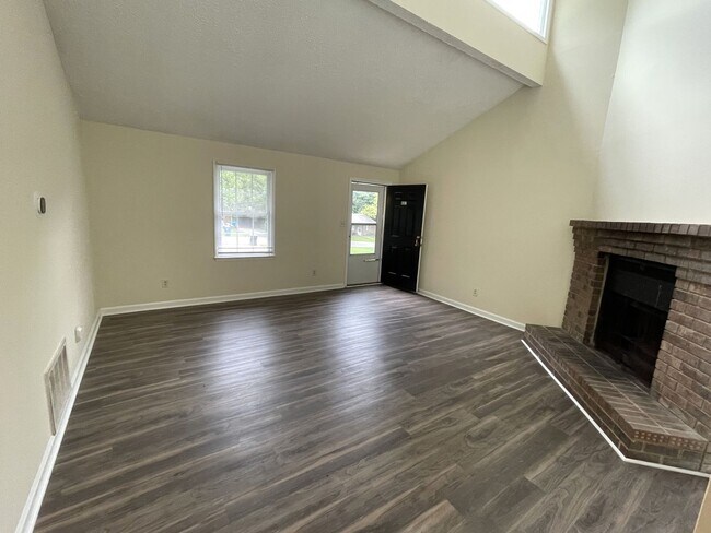 Foto del edificio - 435/437 Lexington Heights
