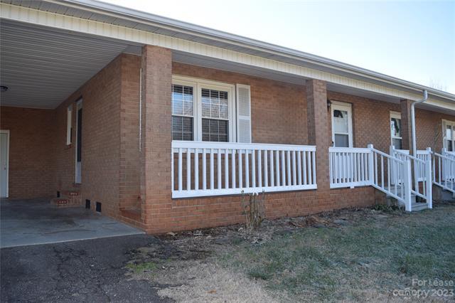 Building Photo - 2267 Claremont Rd