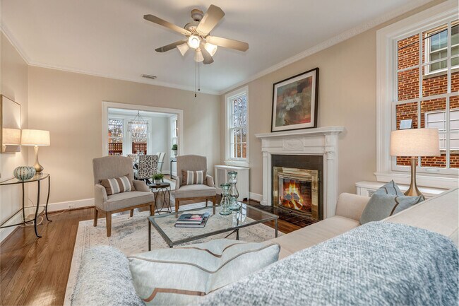 Foto del edificio - 2911 28th St NW