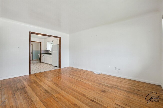 Foto del edificio - 3 Bedroom Ranch - $1,350