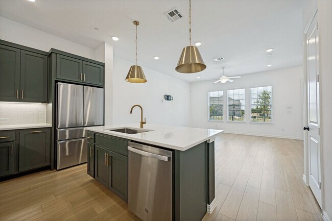Building Photo - 2304 Bulin Dr