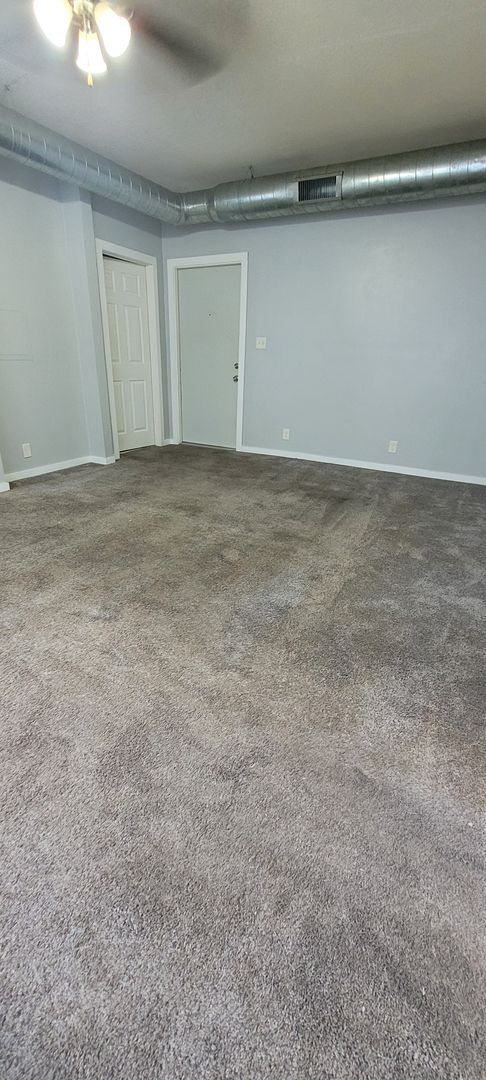 Foto del edificio - 702-704 18th Avenue