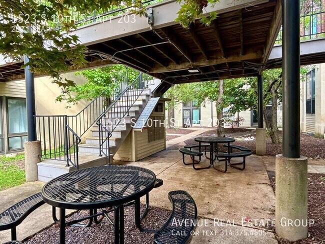 Foto del edificio - 1523 S 10th St