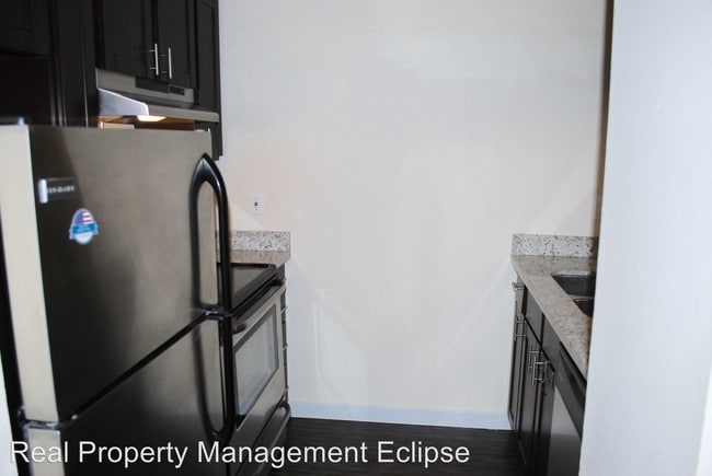 Foto del edificio - 1214 N 137th St
