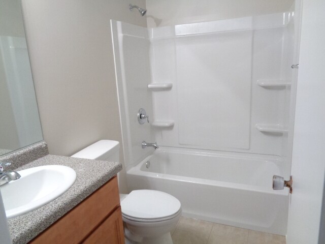 Bathroom - 27 Mainsgate St