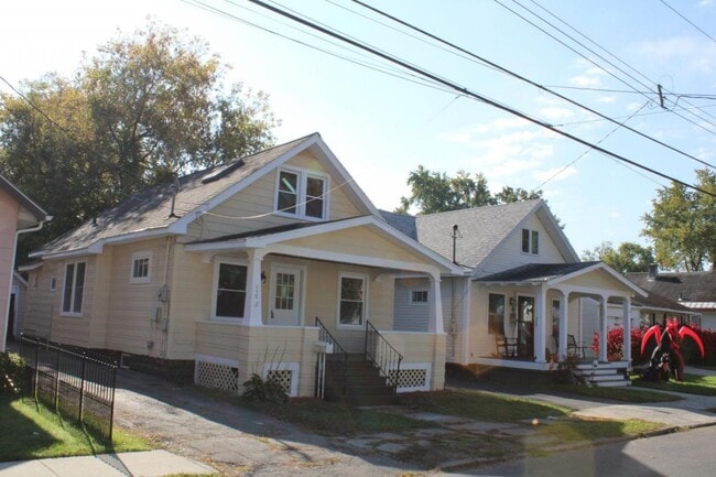 Building Photo - 150 North Toll Rd