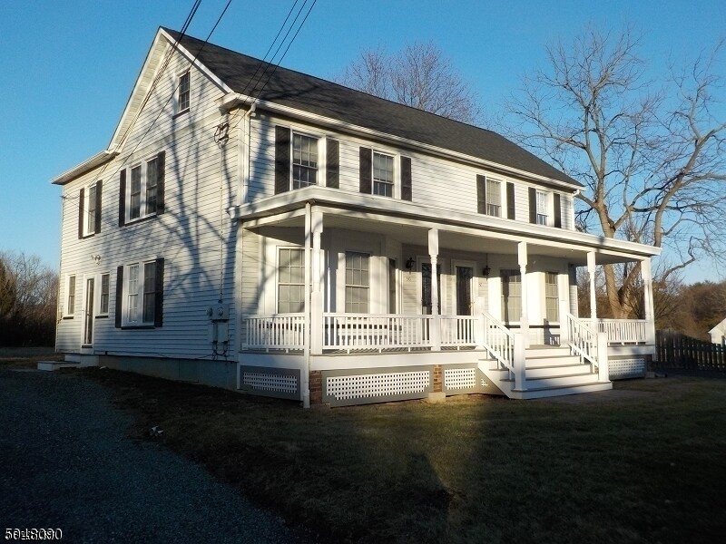 Primary Photo - 52 Brunswick Ave