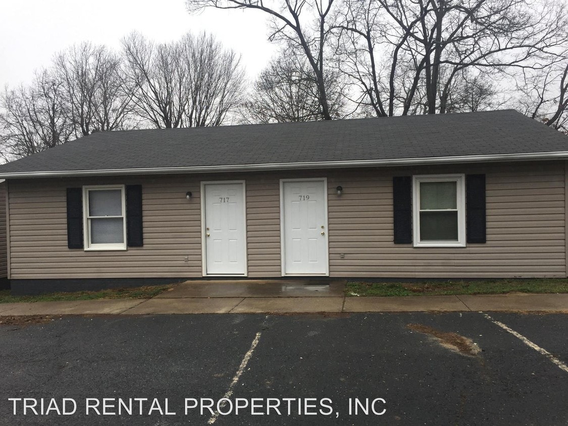 717 Russell St, Asheboro, NC 27205 Condo for Rent in Asheboro, NC