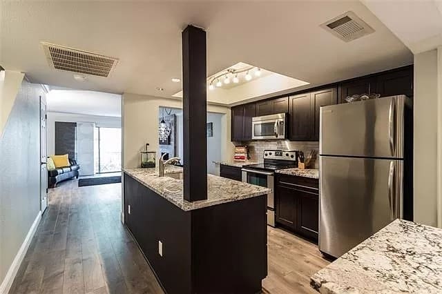 Foto del edificio - 4537 N O'Connor Rd