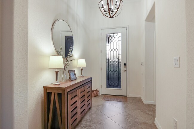 Building Photo - 707 Fire Bush Ct