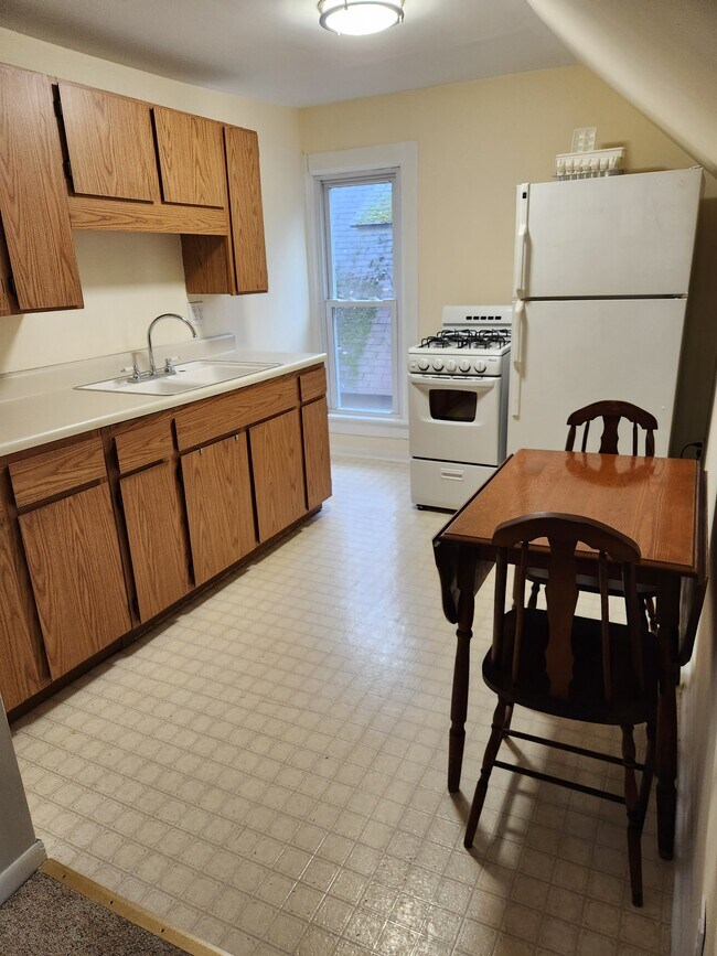 Foto del edificio - 321 W Eighth St