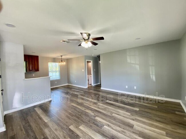Building Photo - 736 Grice Dr