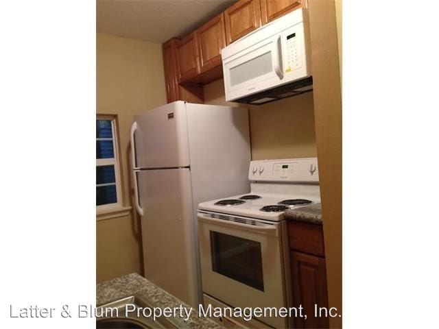 Building Photo - 8004 Trapier Ave