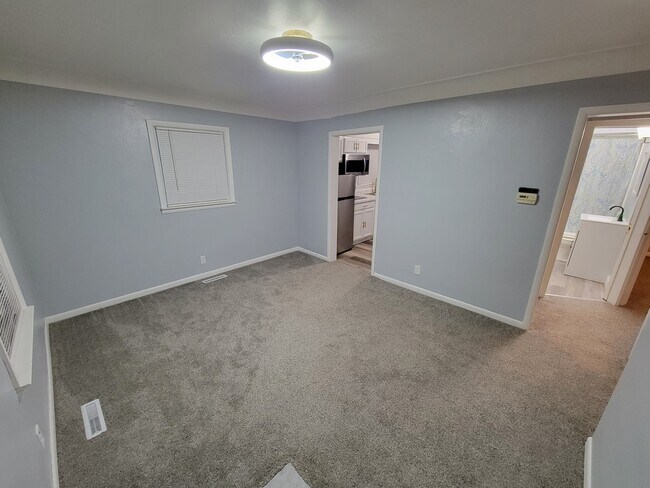 Foto del edificio - 1860 S Shore Blvd