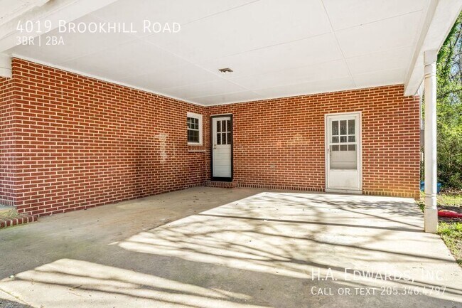 Foto del edificio - 4019 Brookhill Rd