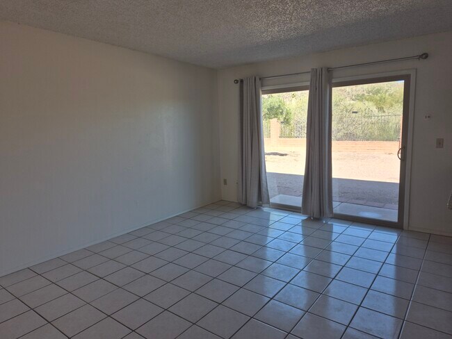 Foto del edificio - 3068 W Wyoming St