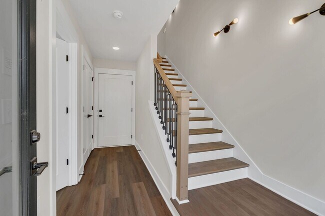 Foto del edificio - East Nashville New Build