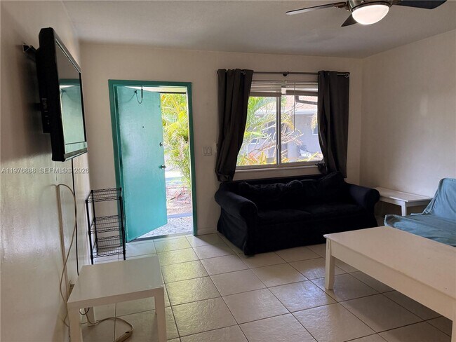 Foto del edificio - 1104 N 17th Ct