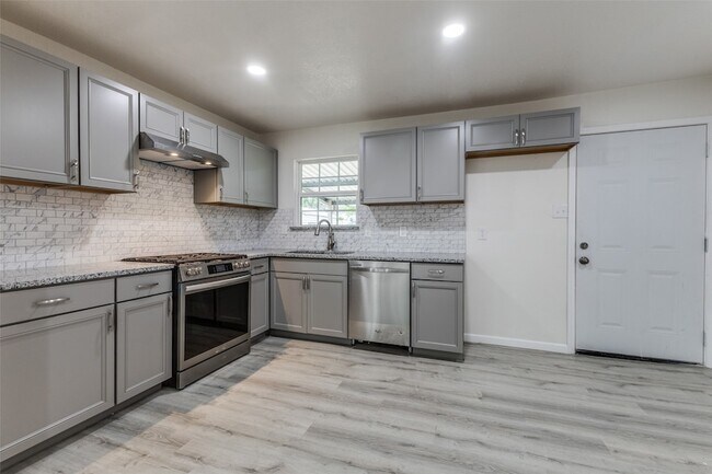 Foto del edificio - 2908 Scottsbluff Dr