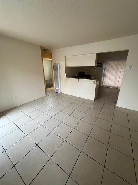 Foto del edificio - 224 E Granger Ave