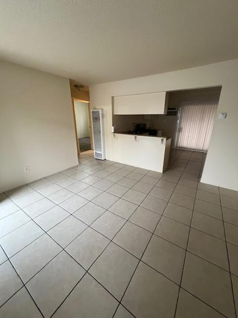 Building Photo - 224 E Granger Ave