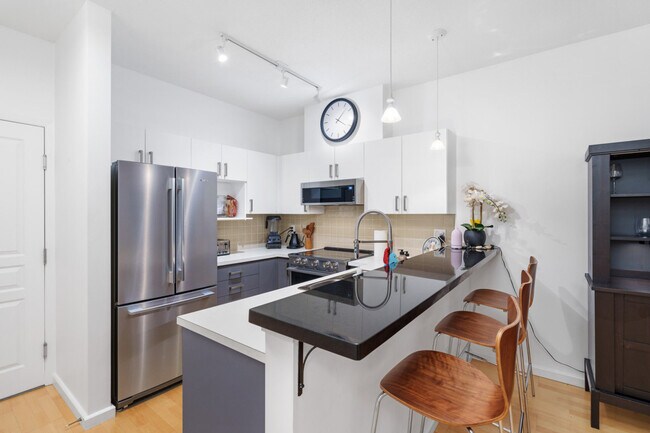 Photo du bâtiment - 1388 Nelson St.