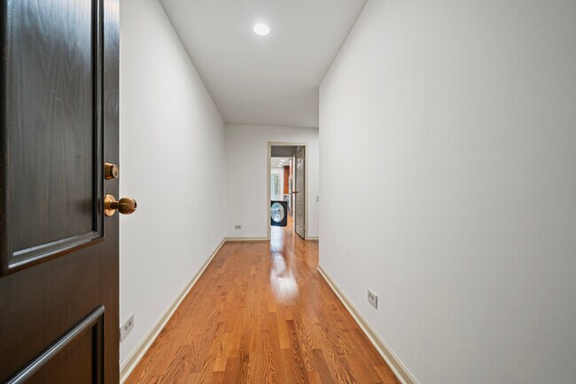Foto del edificio - 1140 Old Mill Rd