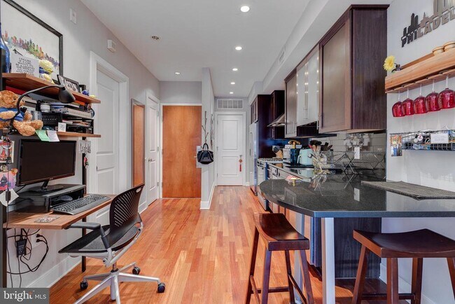 Foto del edificio - 1519 Pine St