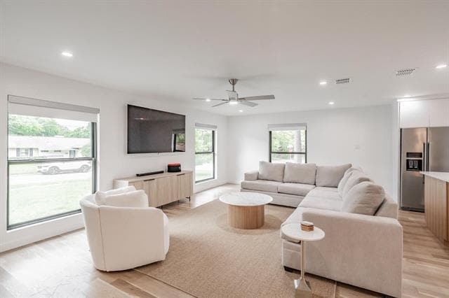 Foto del edificio - 3641 Timberview Rd