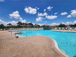 Building Photo - 9270 Belleza Way