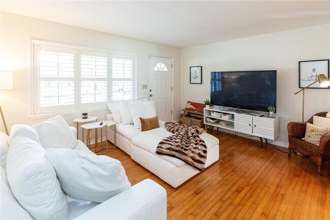 Foto del edificio - Adorable Winter Park Bungalow