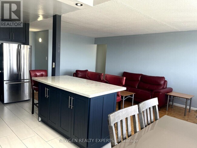 Photo du bâtiment - 715-2715 Don Mills Rd.