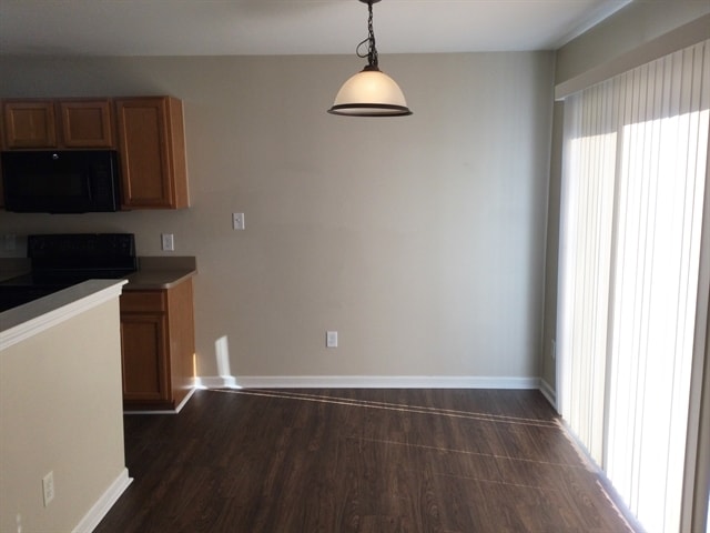 Building Photo - 5432 Wyalong Dr