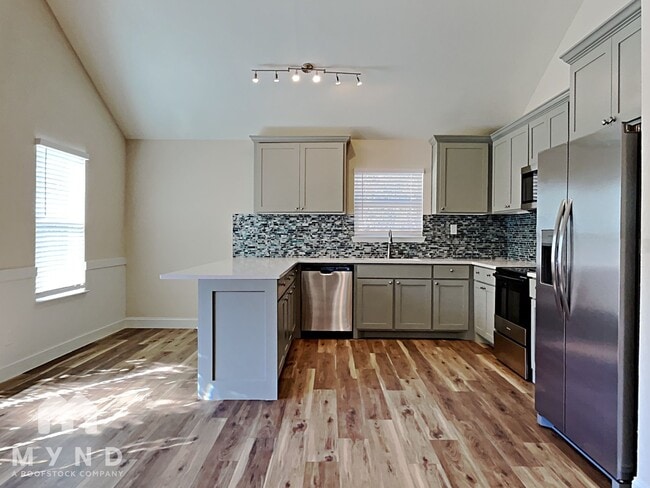 Building Photo - 2703 Stellar Ct
