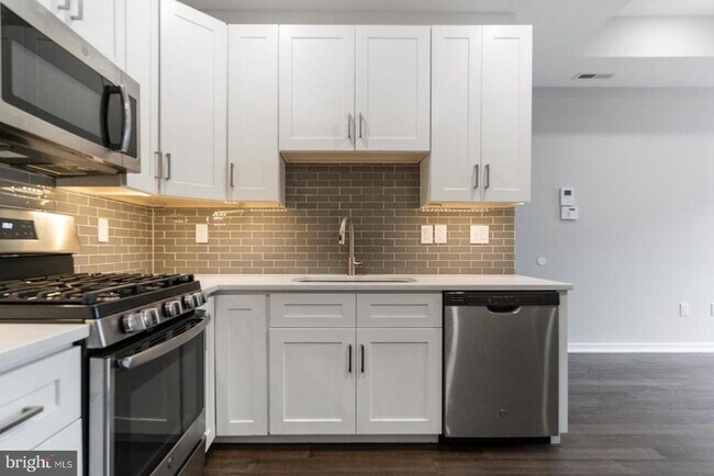 Foto del edificio - 1904 E Hagert St