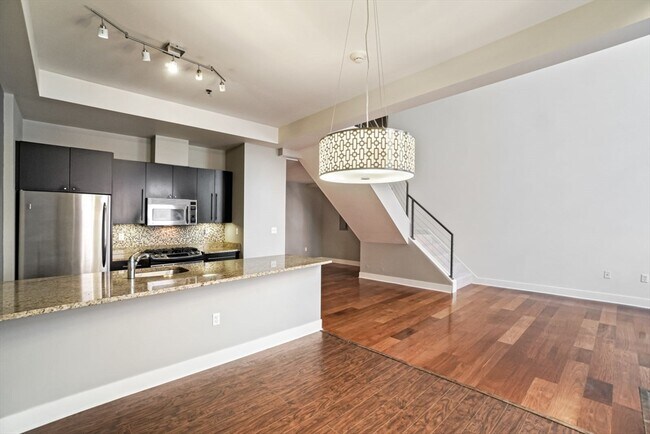 Foto del edificio - 735 Harrison Ave