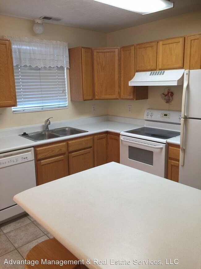 Foto del edificio - 2 br, 1.5 bath House - 1121 N 2830 W