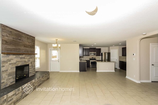 Building Photo - 9203 Savoy Sands