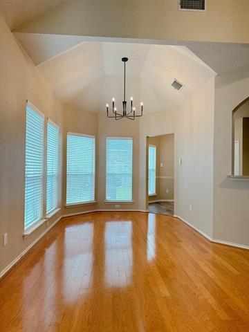 Building Photo - 2204 Starleaf Pl