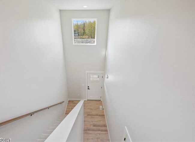Building Photo - 323 Ashbrook Dr