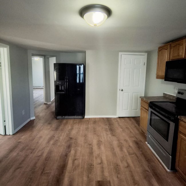 Building Photo - 37-41 Mason Avenue