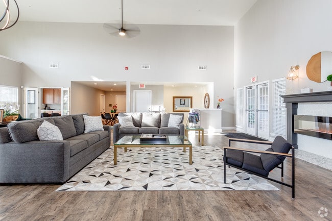 Interior Photo - Saddlewood Apartments