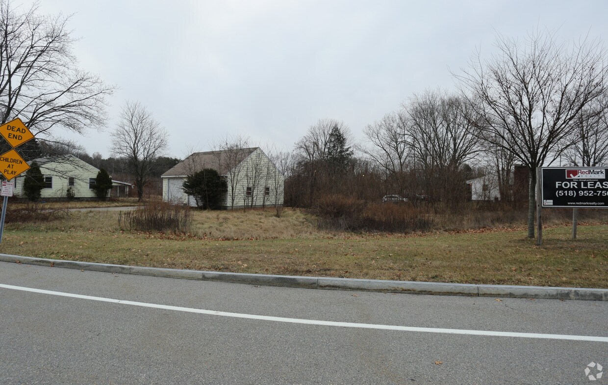 Primary Photo - 1 Kelch Dr