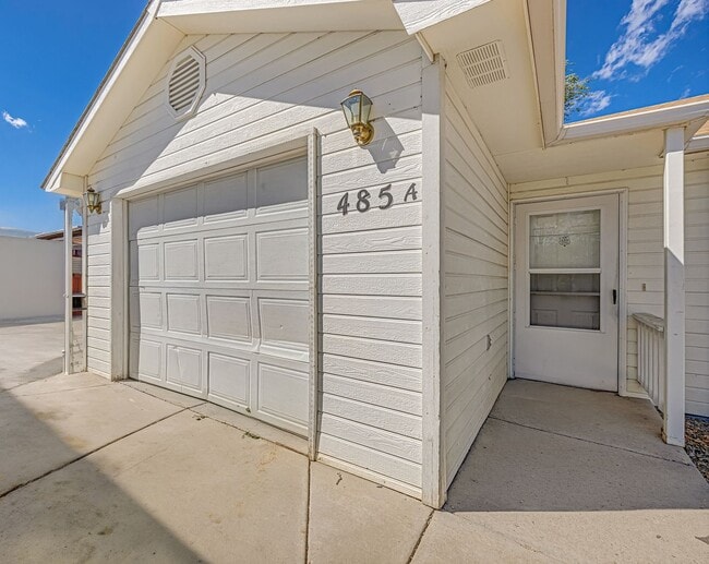 Building Photo - 485 Rambling Acres Rd