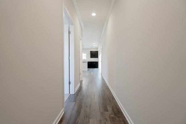 Building Photo - 239 Honey Hill Way