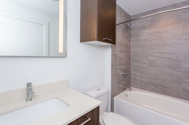 Foto del edificio - 170 NE 29th St