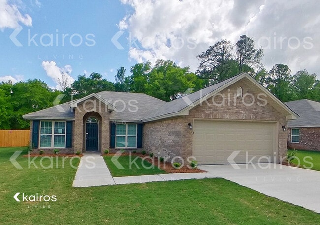 Building Photo - 461 McGriff St